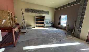 61 E Main St, Cowley, WY 82420