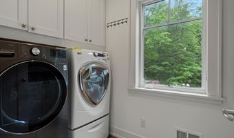 3867 Hawk Crest Rd, Ann Arbor, MI 48103