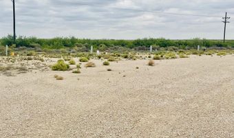 938 N Lake Rd, Artesia, NM 88210