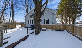 211 Commercial St, Arlington, WI 53911