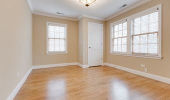 9 S Ridge Ave, Arlington Heights, IL 60005
