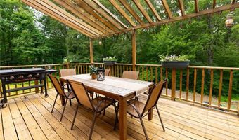 20 Lincoln Dr, North Smithfield, RI 02896