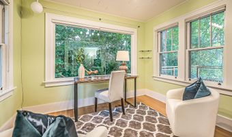 324 Highlake Ave, Ann Arbor, MI 48103