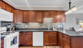 500 Deal Lake Dr 2B, Asbury Park, NJ 07712