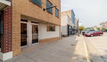 710 Commercial St, Atchison, KS 66002