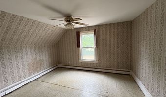 2-4 Elmwood St, Amesbury, MA 01913