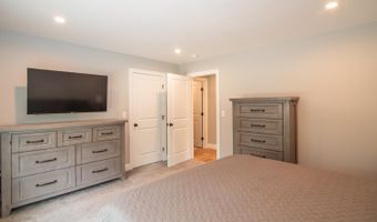 38 Sparrow Ln, Laconia, NH 03246