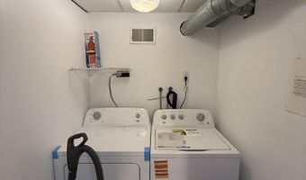 31 Elm St Garden, Albany, NY 12202