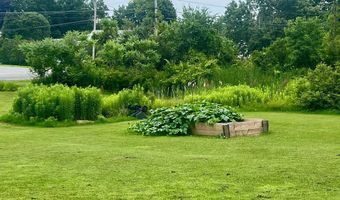 166 Manny Corners Rd, Amsterdam, NY 12010