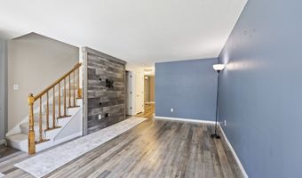 135 Fairway Dr 135, Cheshire, CT 06410