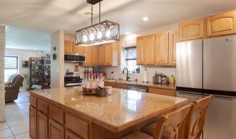 8319 SE Prairie Rd, Baxter Springs, KS 66713
