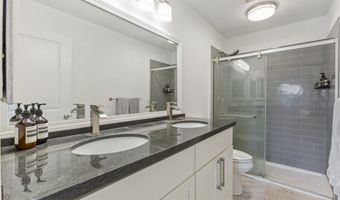 15 KULANIHAKOI St 12E, Kihei, HI 96753