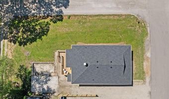 3201 Edgewood Ave, Alton, IL 62002