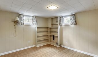 6316 25TH St N, Arlington, VA 22207