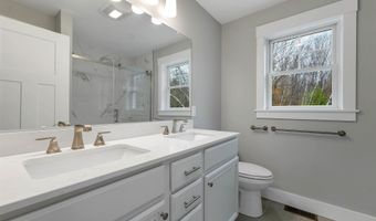 606 Alton Mountain Rd, Alton, NH 03810