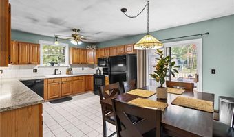 14 Jackson Schoolhouse Rd, Glocester, RI 02814