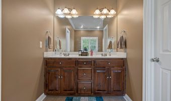 100 Stagecoach Dr, Alvaton, KY 42122