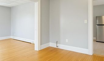 68 Division St, Lincoln, RI 02838