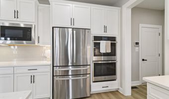 908 MIDBROOK Ln, Bowie, MD 20716