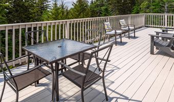 379 Bay View Dr, Bar Harbor, ME 04609