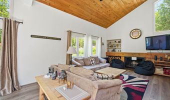 14 Parker Rd 5, Campton, NH 03223