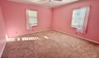 313 S Forrest Ave, Adel, GA 31620