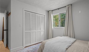 33 Slavin Path, Glocester, RI 02814