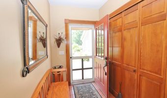 207 Sixth St, Bangor, ME 04401
