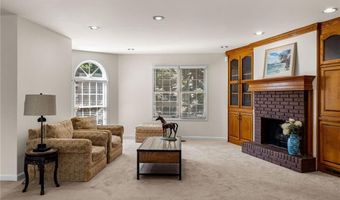15470 Alpha Woods Dr, Alpharetta, GA 30004