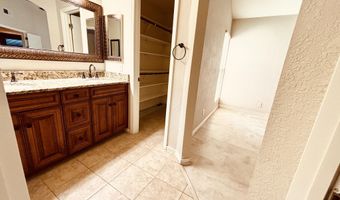3463 N VERANO Ct, Chandler, AZ 85224