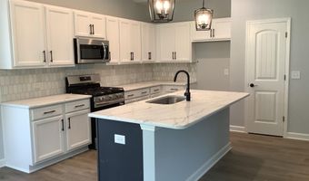 386 Glassmine Trl 35, Aberdeen, NC 28315