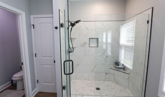 156 DEERFIELD Cir, Anniston, AL 36207