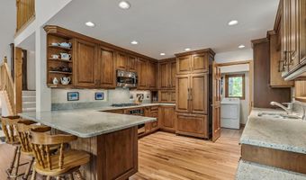 860 Deer Blvd, Avon, CO 81620