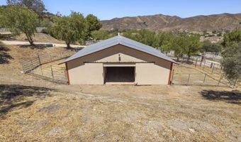 13620 Pales Rd, Agua Dulce, CA 91390