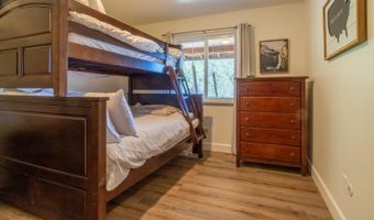 42179 High Point Ct, Ahwahnee, CA 93601