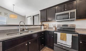 1162 Mary Ln, North Liberty, IA 52317