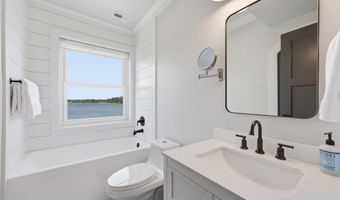 3736 Janiero Rd, Arapahoe, NC 28510