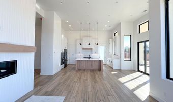 1645 S Chaparral Dr, Apple Valley, UT 84737