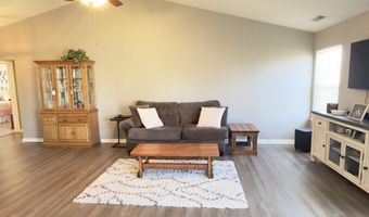 1576 Rosewood Dr, Avon, IN 46123
