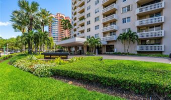 90 Edgewater Dr 908, Coral Gables, FL 33133