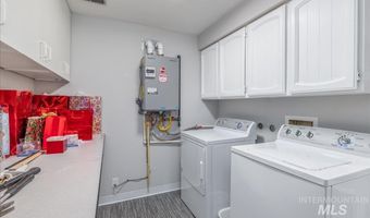 4955 N Bitterbrush Dr, Boise, ID 83703