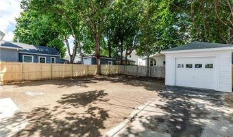 41 Wellesley Ave, North Providence, RI 02911