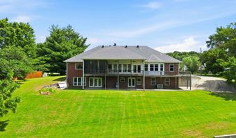 136 Riverview Dr, Anderson, MO 64831