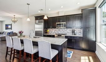 18 Blazingstar Way, Allamuchy Twp., NJ 07840