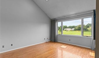 76 Valley Green Ct B, North Providence, RI 02904