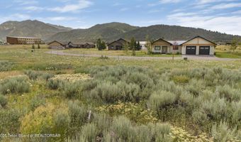 178 COLUMBINE St, Alpine, WY 83128
