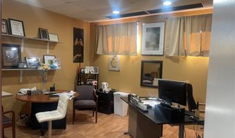 9 Maplewood Ave, Bloomfield, CT 06002