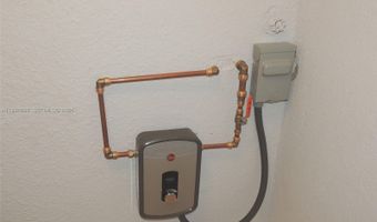 1152 99th St 27, Bay Harbor Islands, FL 33154