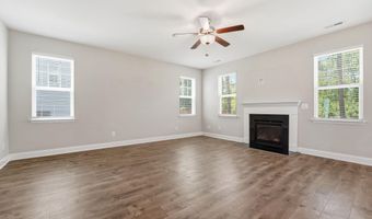 192 Sandy Springs Rd, Aberdeen, NC 28315