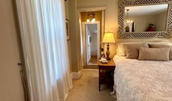 23 Holland St, Bangor, ME 04401